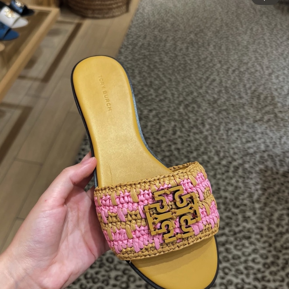 Tory Burch Pink Raffia Everly slide